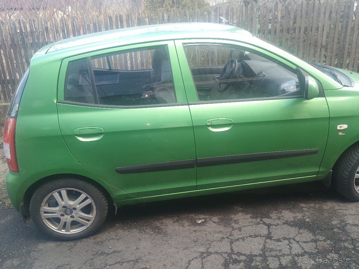 Kia Picanto - 3