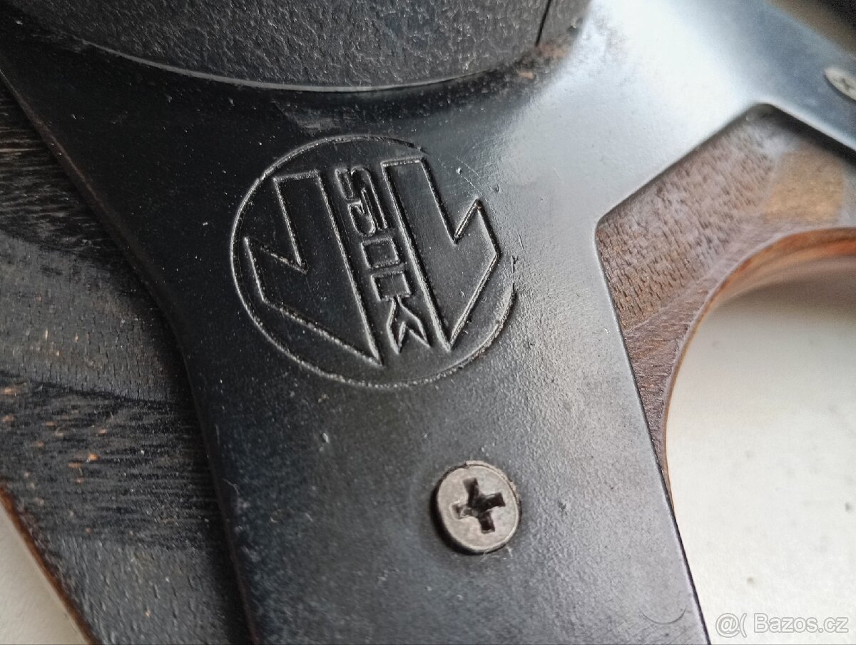 Mercedes 124 a 201 volant - 3