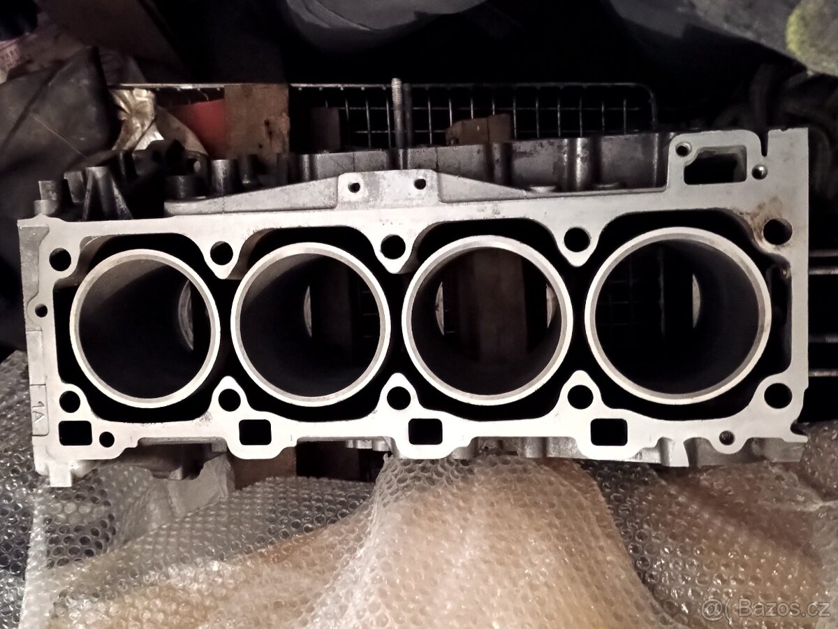 Porsche 924 S 2.5L - 3