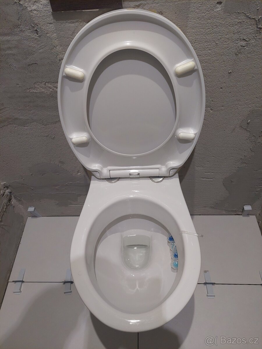 WC závěsné - 3