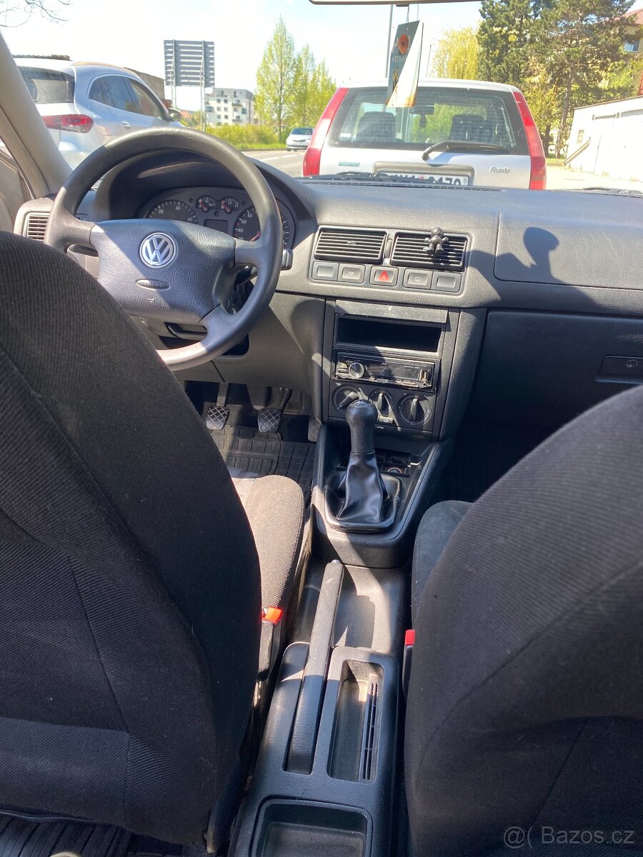 VW GOLF IV. - 3