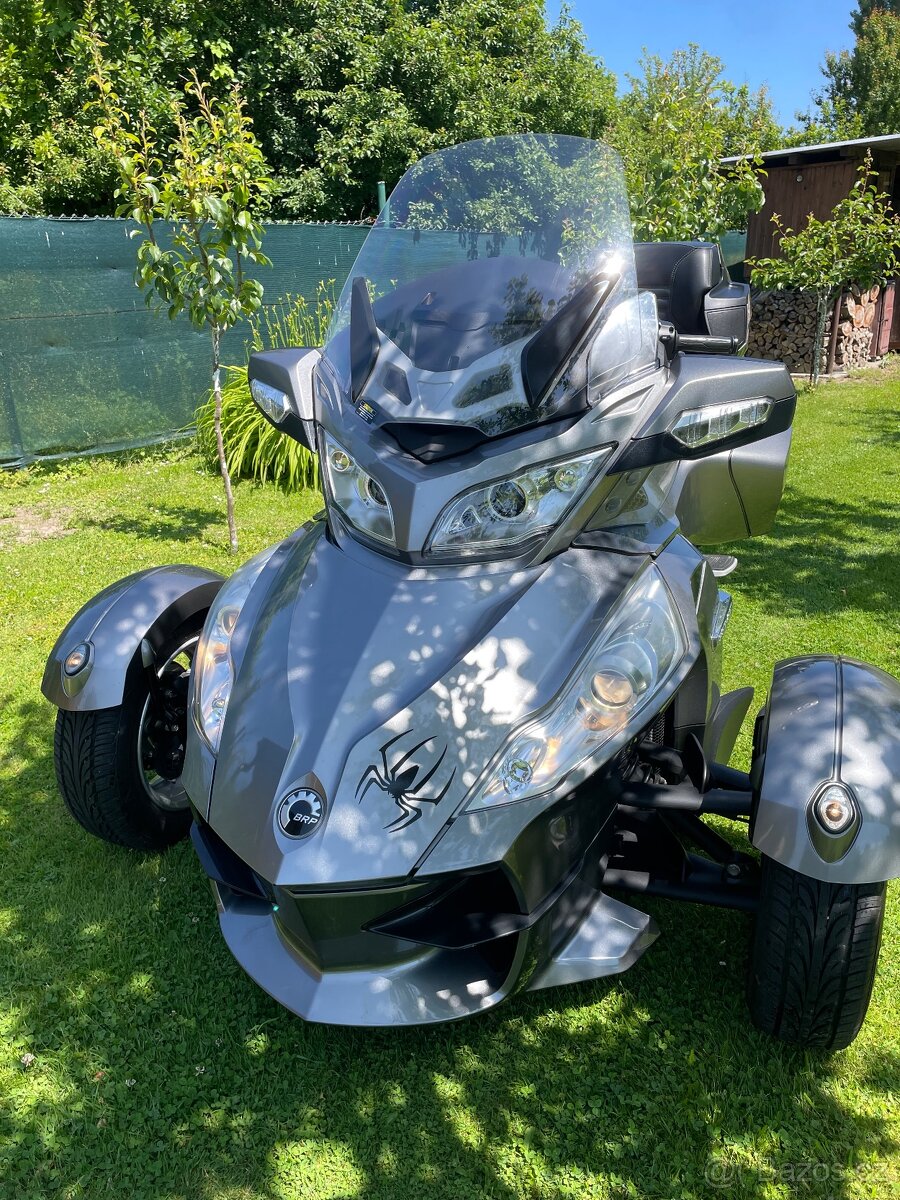 Can-Am Spyder 990 RT - 3