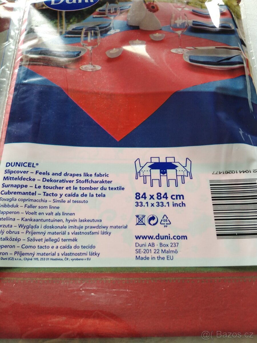 Malý vánoční ubrus zn.Dunicel 84x84cm - 3