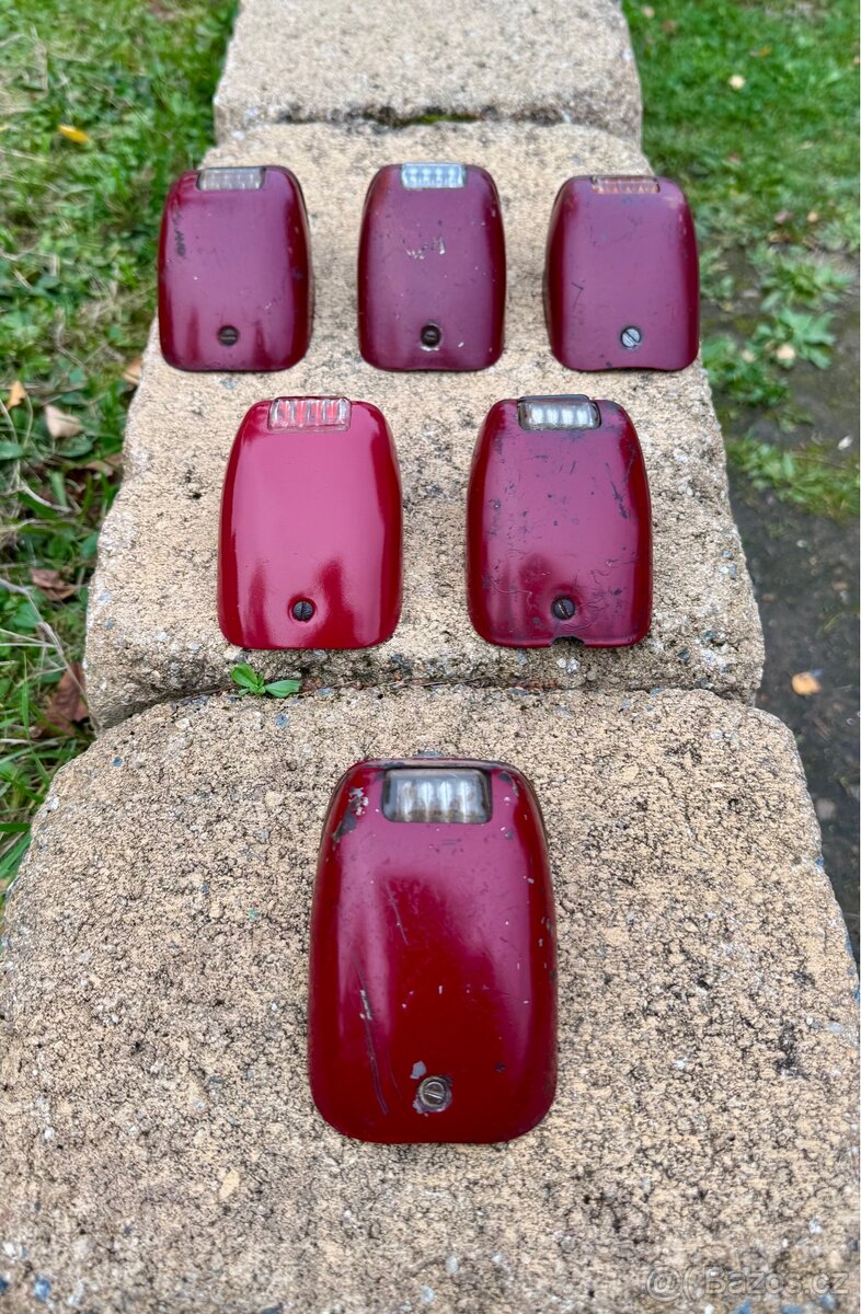 Jawa ČZ kývačka, půllitr, Velorex - zadní světla - 3