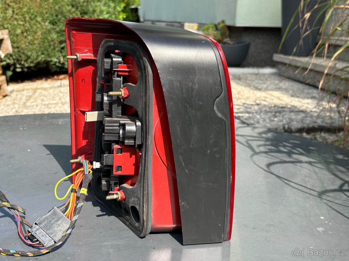 Zadní světlo na Volkswagen passat b5.5 r.v.2004 - 3