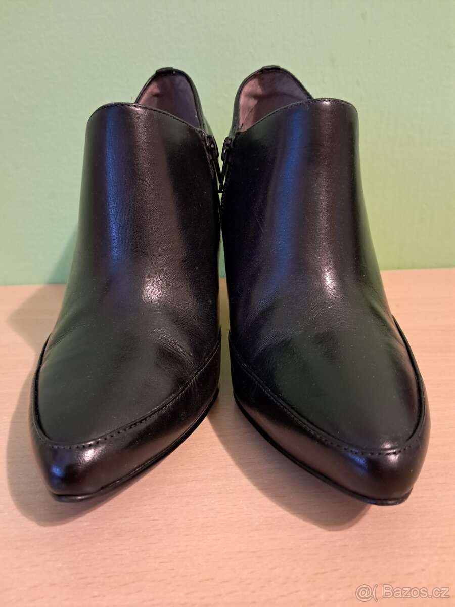 Dámské boty na podpatku Baťa 38 - 3