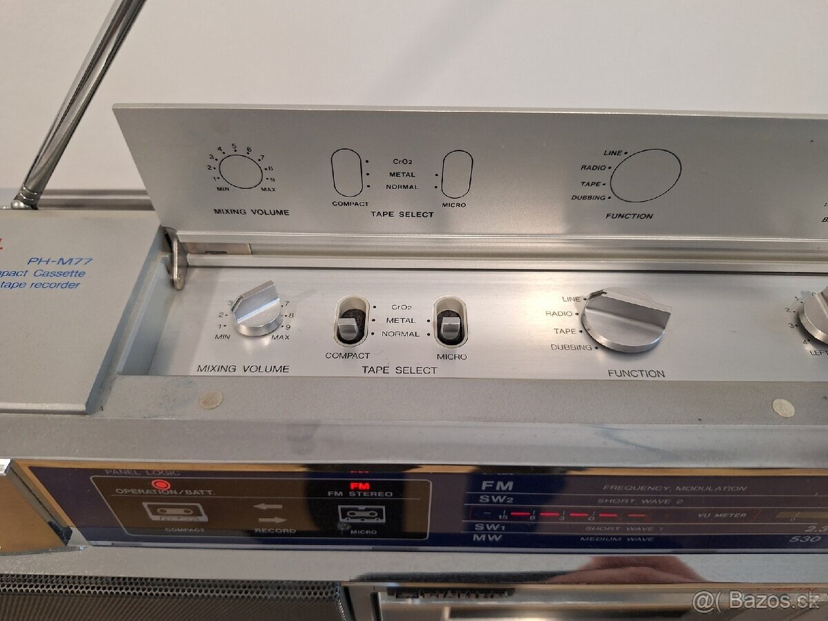 Fisher PH-M77 rádiomagnetofón, Boombox - 3