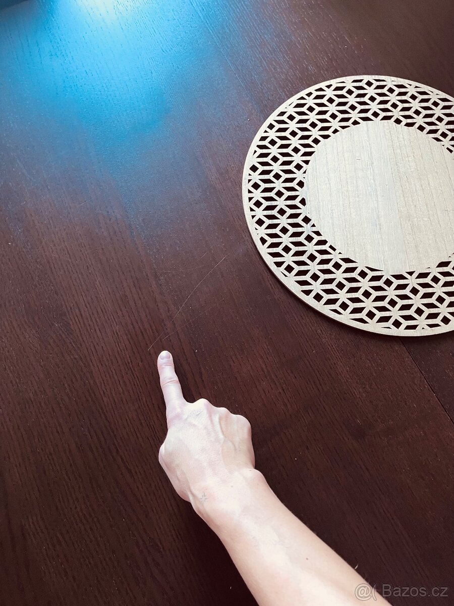 IKEA jídelní stůl + židle - 3