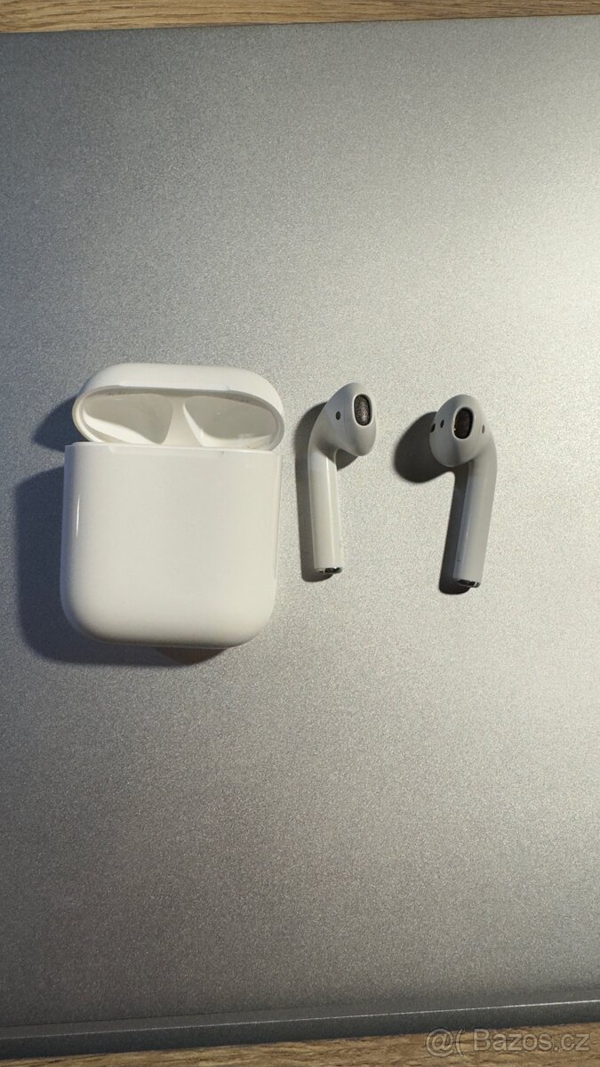 AirPods - 3