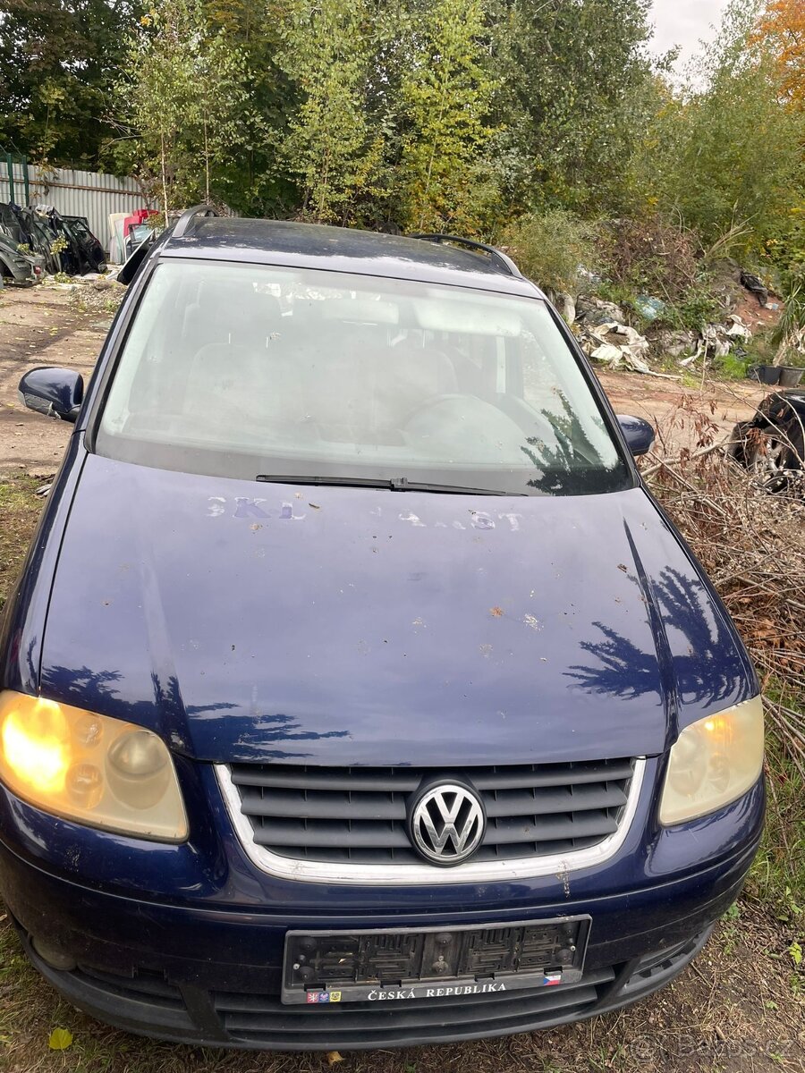 Volkswagen Touran 2004r.v. - 3