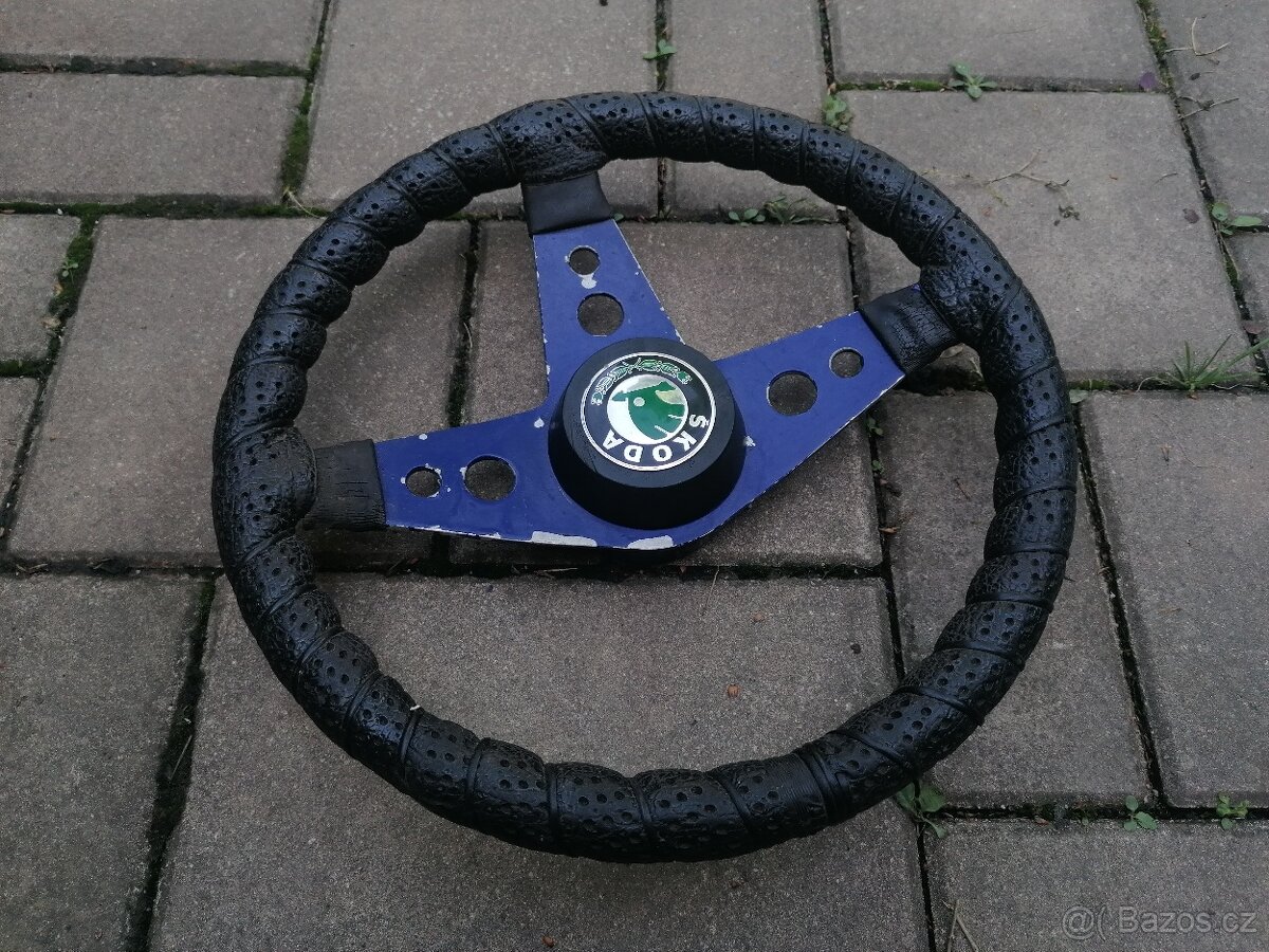 Predám športový volant Škoda - 3