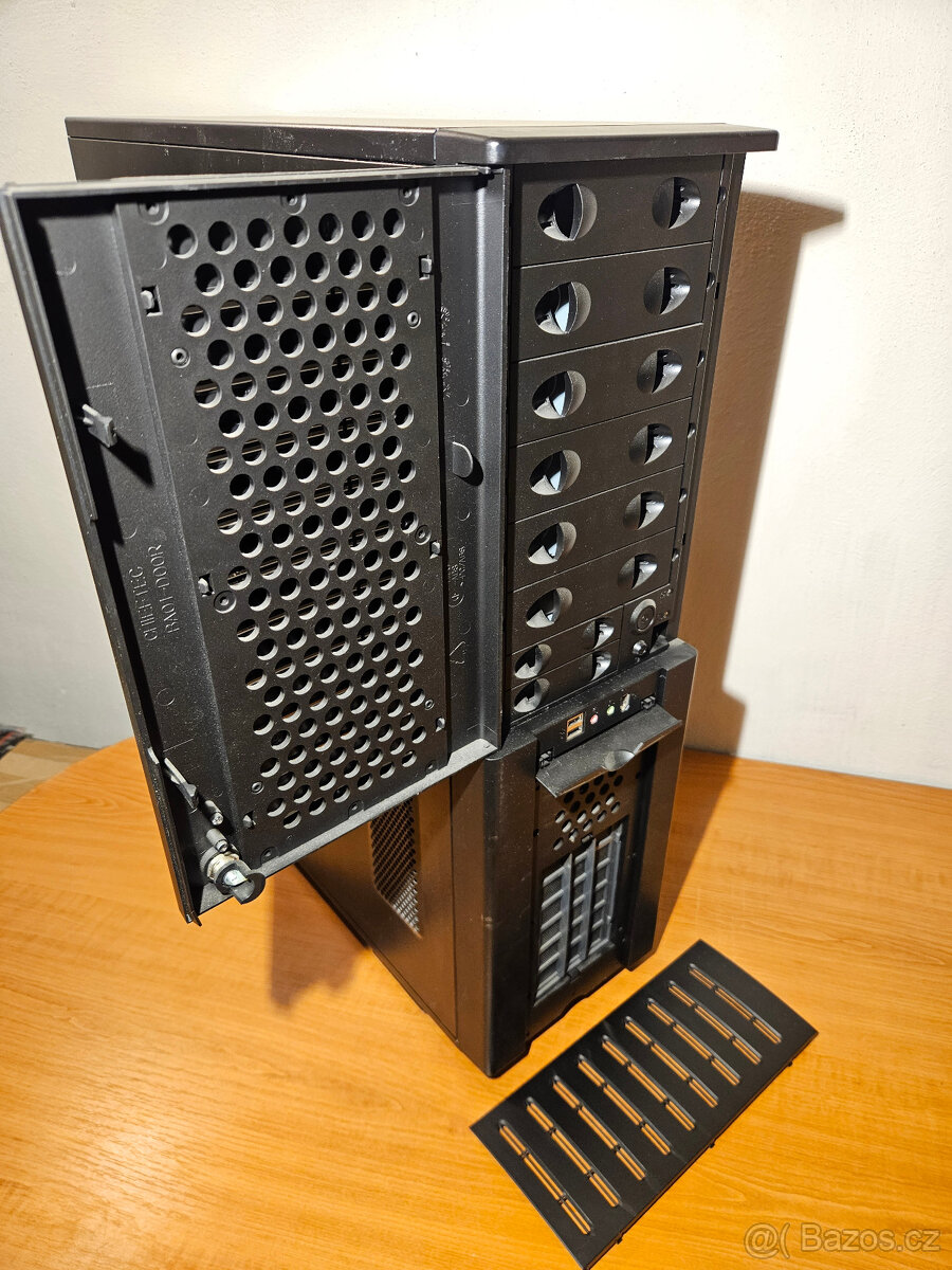 Bedna Chieftec Bravo pro 8xHDD - vhodné pro NAS - 3