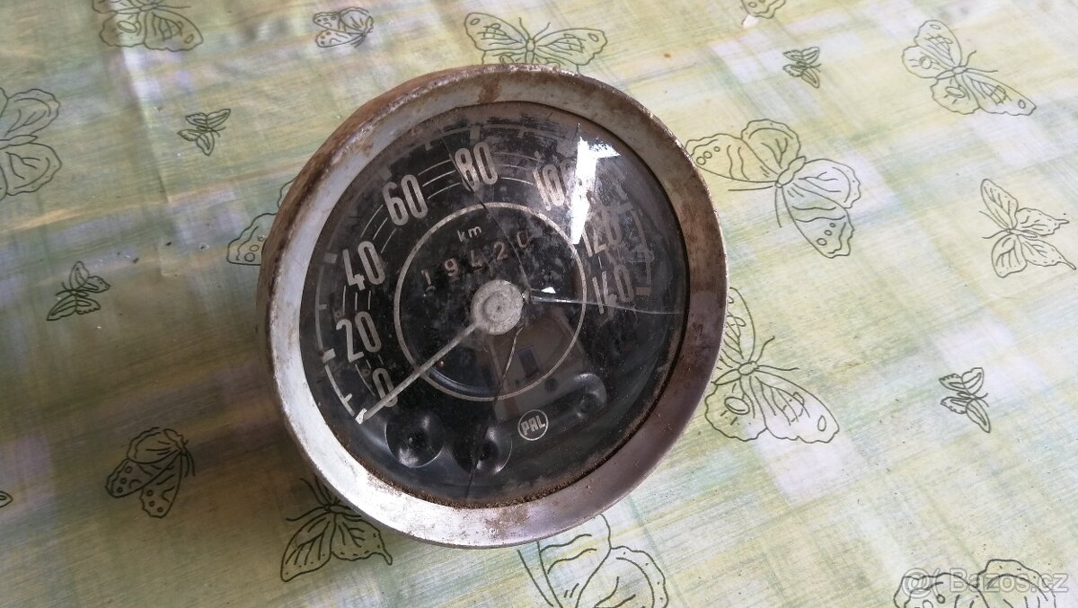 Tachometer -octávia,spartak,1202,velorex - 3