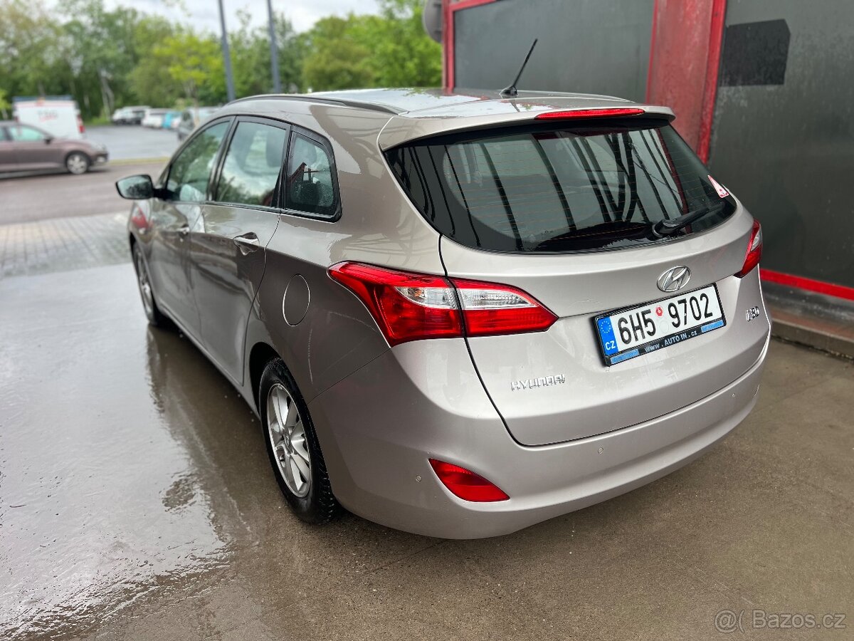 I30 1.6 crdi 1. Majitel v ČR 2016, 160000km, STK DO 4/2028 - 3