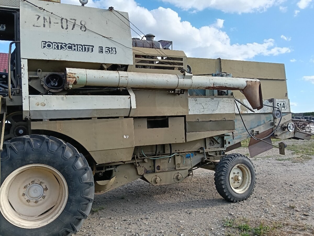 Kombajn E514 - 3