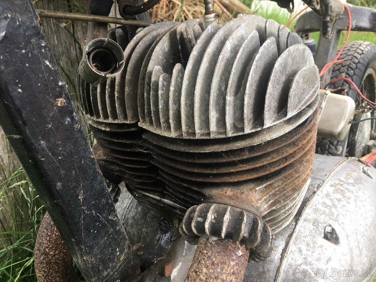 Jawa 350/354 kývačka rám + motor na otevřené sání - 3