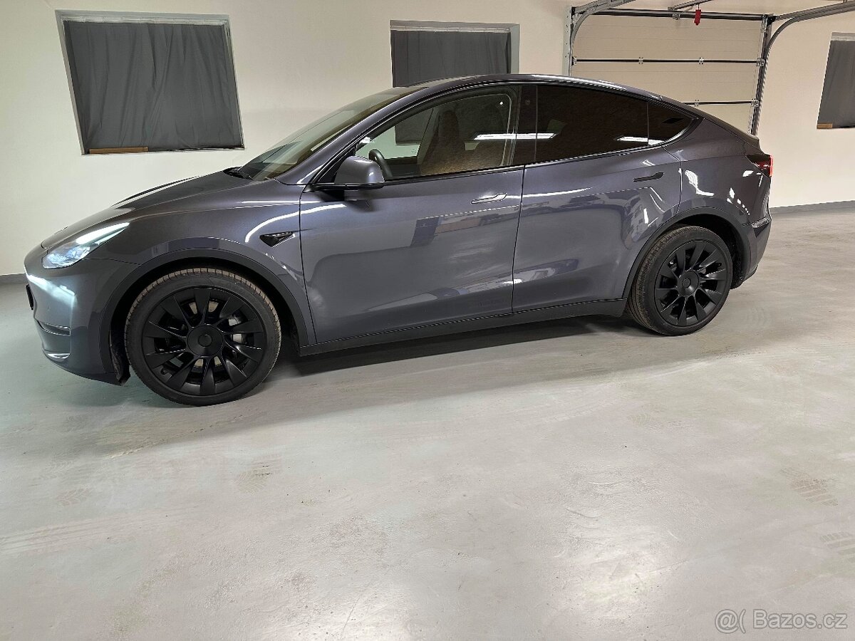Tesla Model Y Long Range 2021 168 tis. km tažné FSD - 3