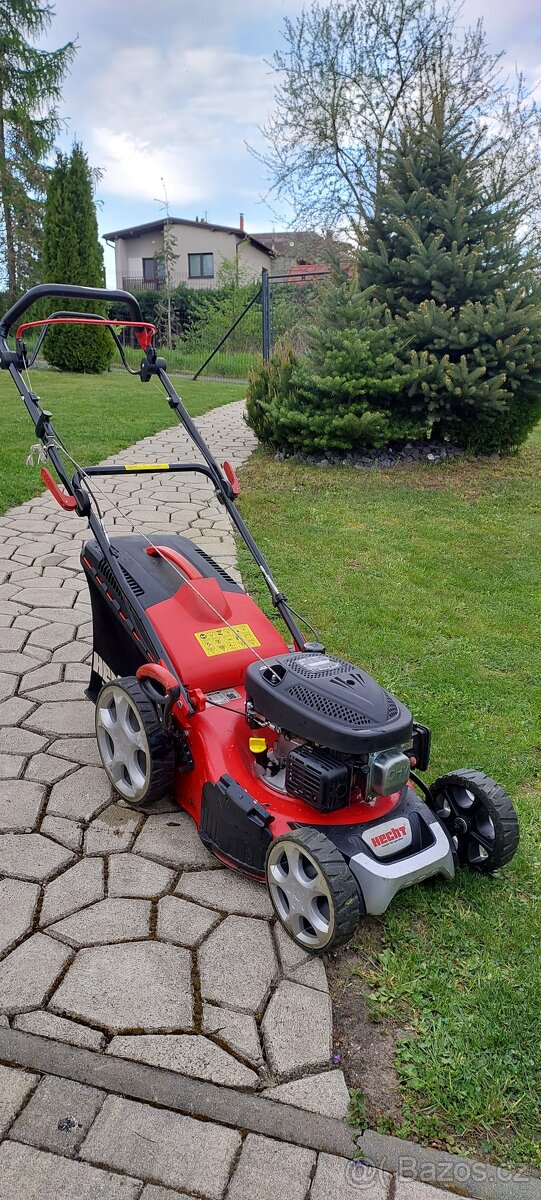 Benzínova sekačka s pojezdem. - 3