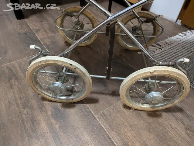 Dětský retro kočárek - 3