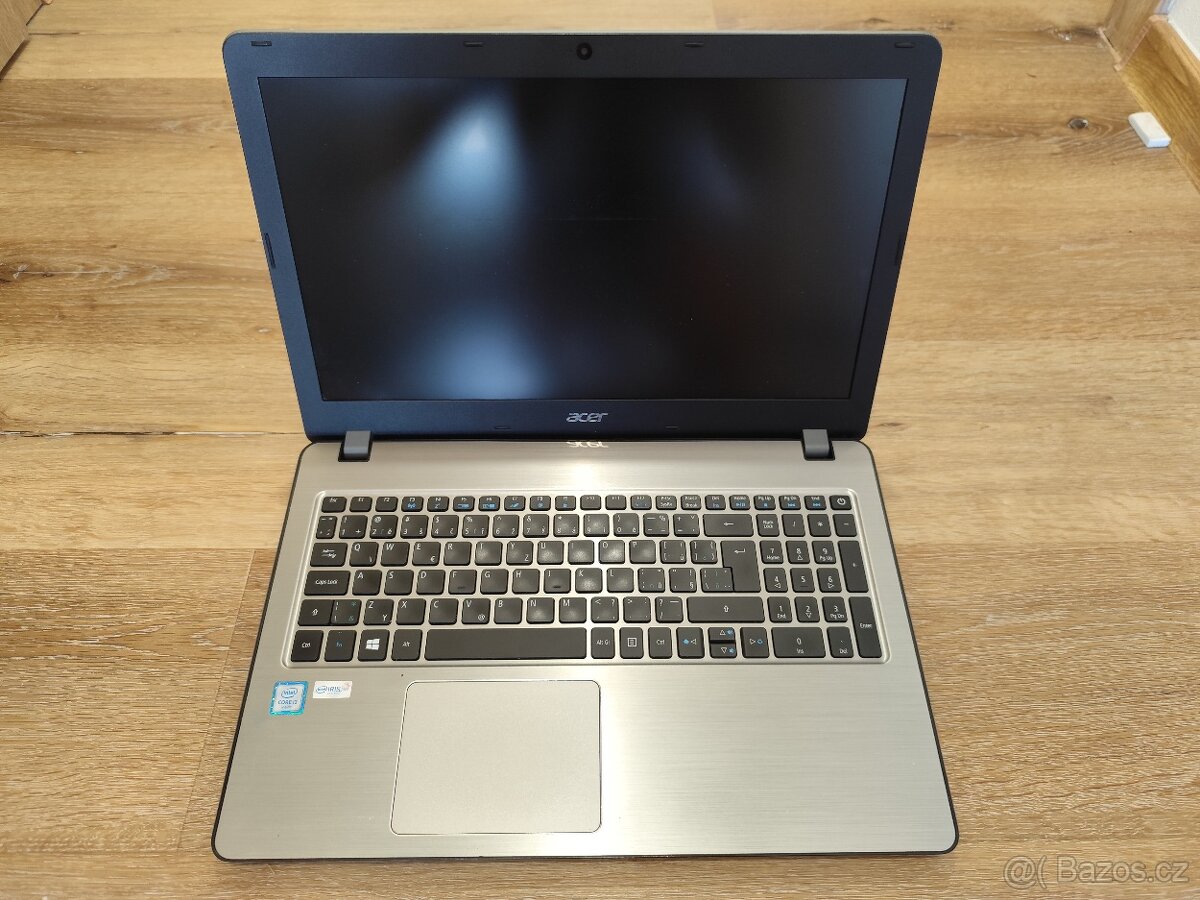 Acer F5-573-335F - 3