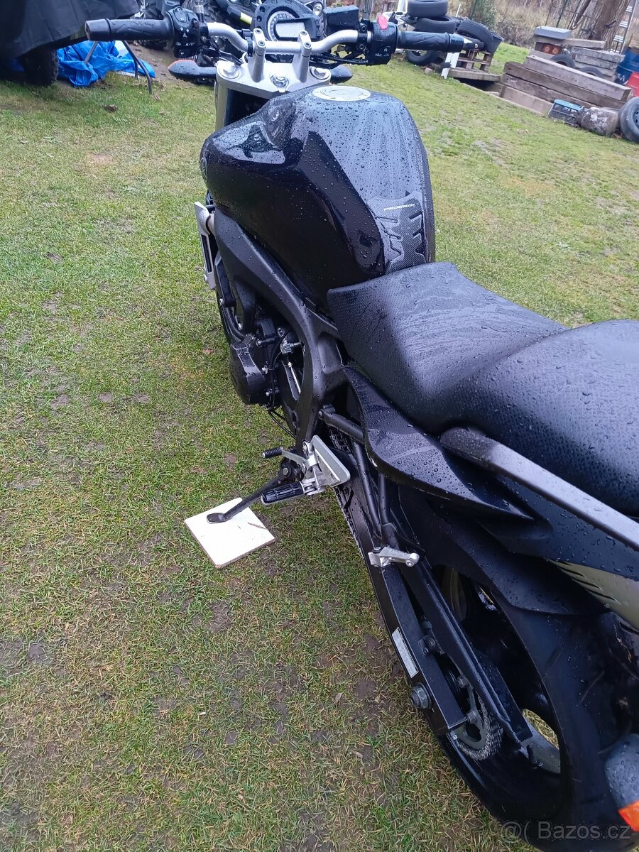 Prodám Yamaha fz6n najeto 20tis. - 3