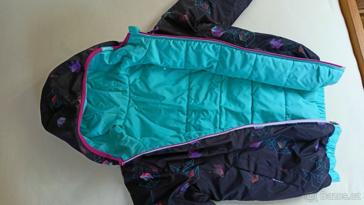 Dívčí zimní bunda vel. 146 - 3