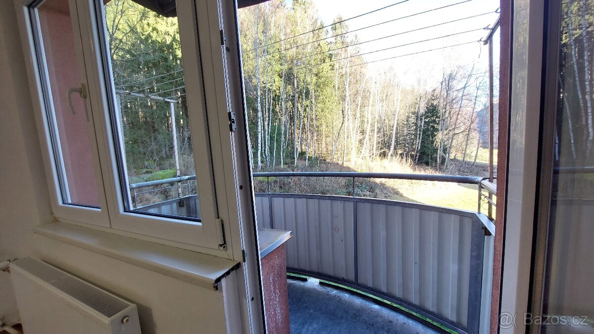 Dlouhodobý pronájem bytu 3+1 63 m² v Loučovicích - 3