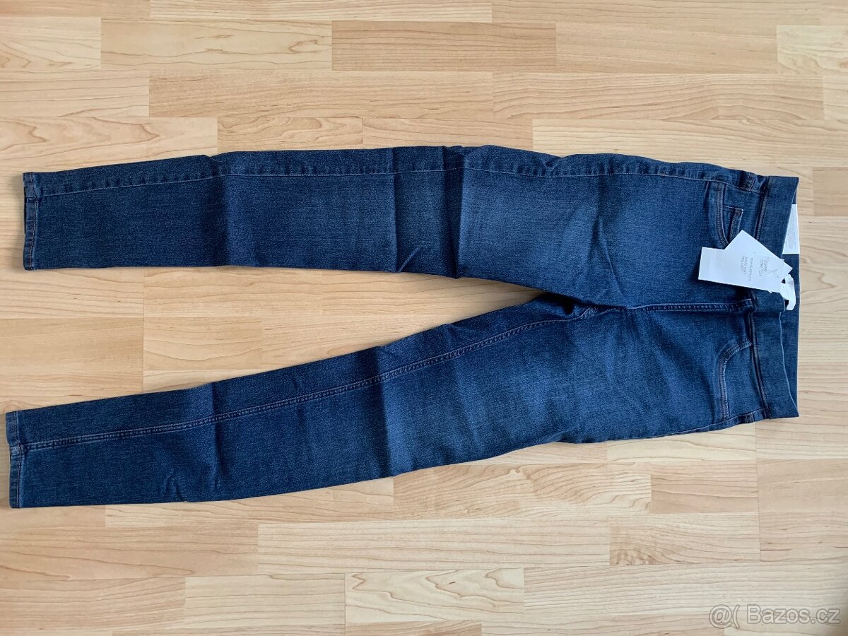 Prodam nove triko,tricko vel.158 - 3