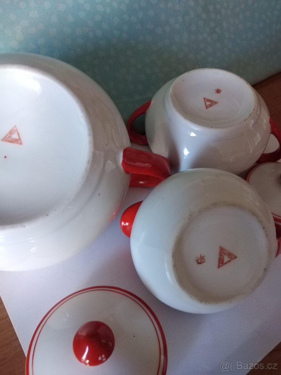 Porcelánové konvičky - 3