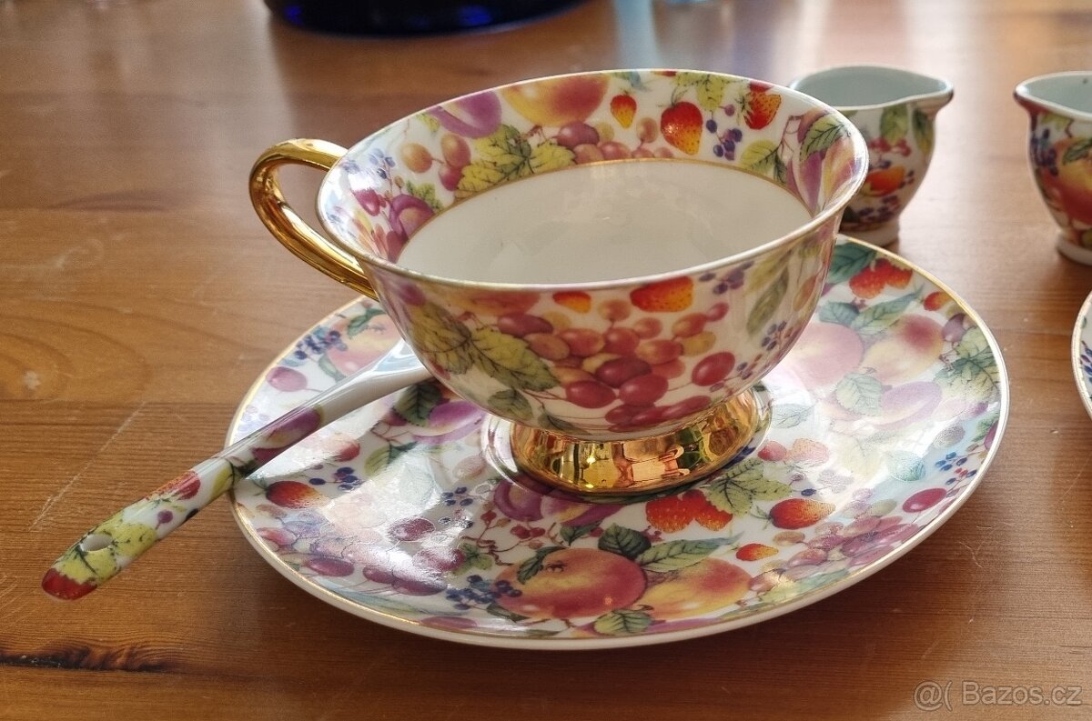 Hrnky Queen Isabell - 3