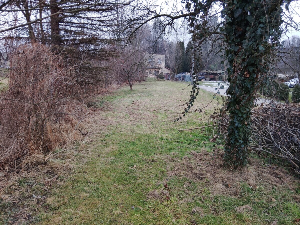 Stavební pozemek.. Loukov - 3