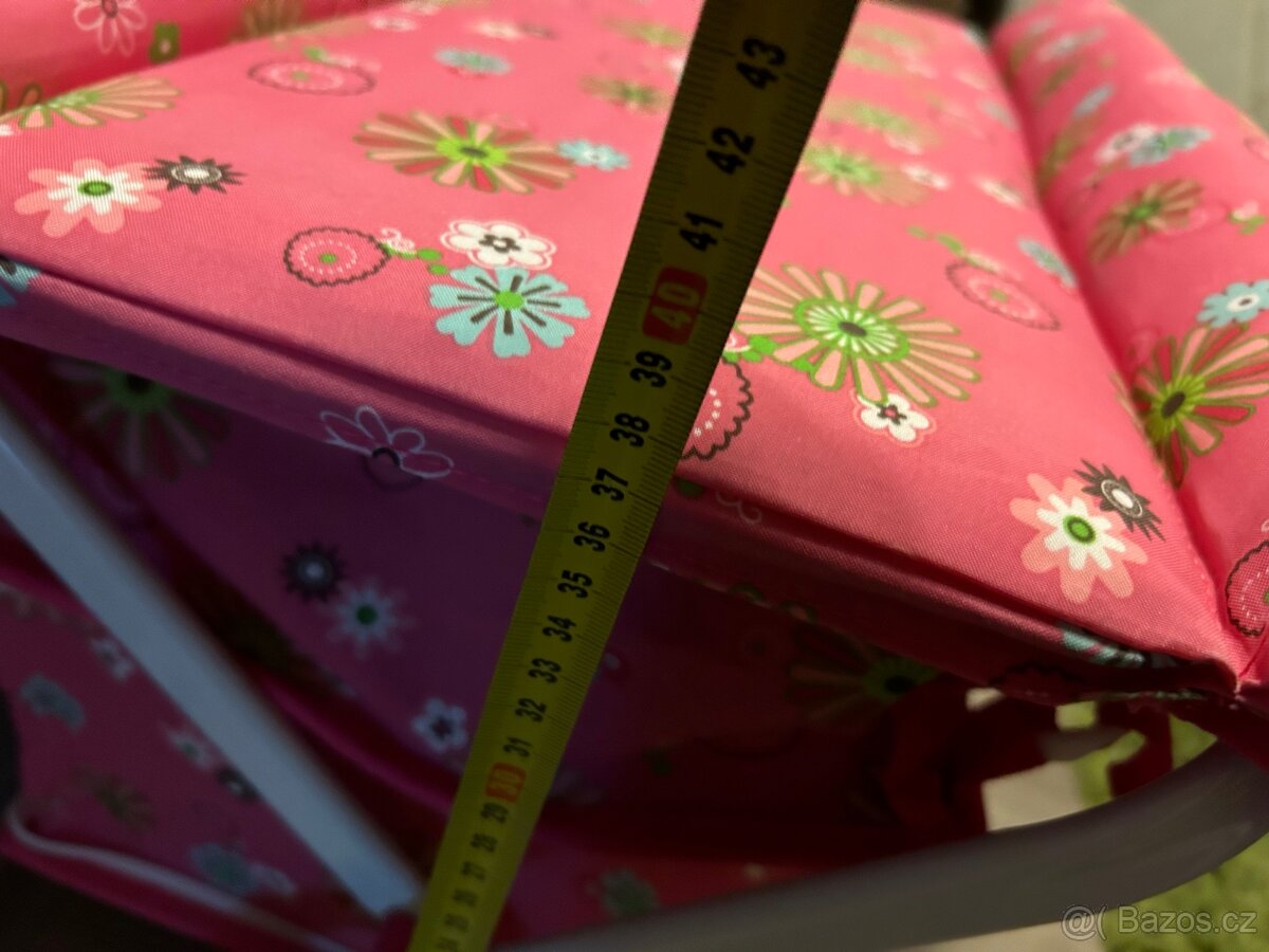 Přebalovací pult a postýlka pro panenku - 3