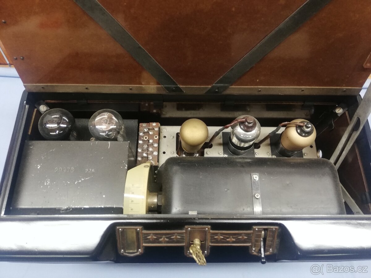 Prodám rádio Philips - 3