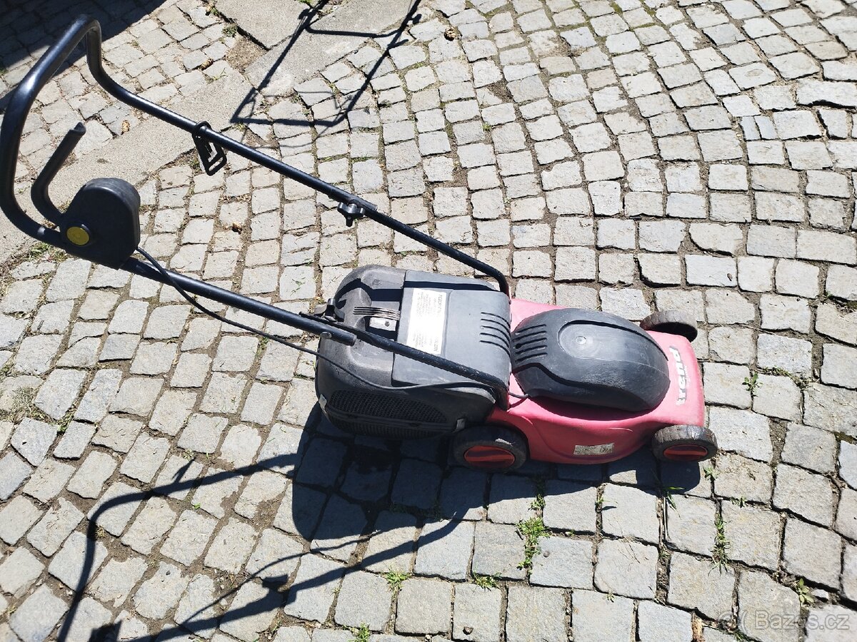 Zahradní elektrická sekačka - 3