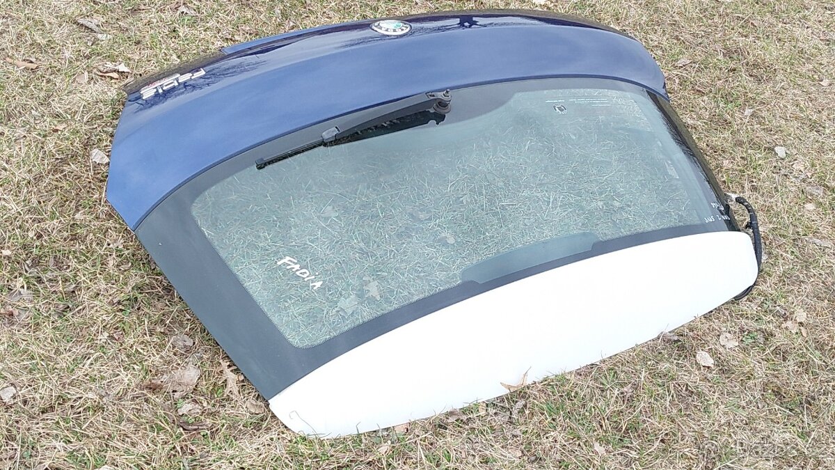 ŠKODA FABIA 2 – DVEŘE KUFRU MODRÉ 5dv. - 3