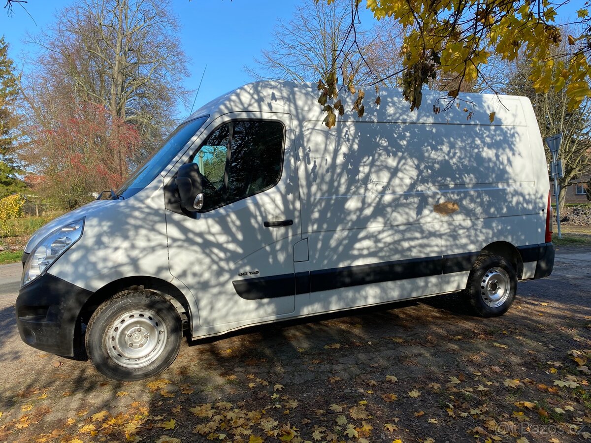 Renault Master 2,3 rok 2015, závěs - 3
