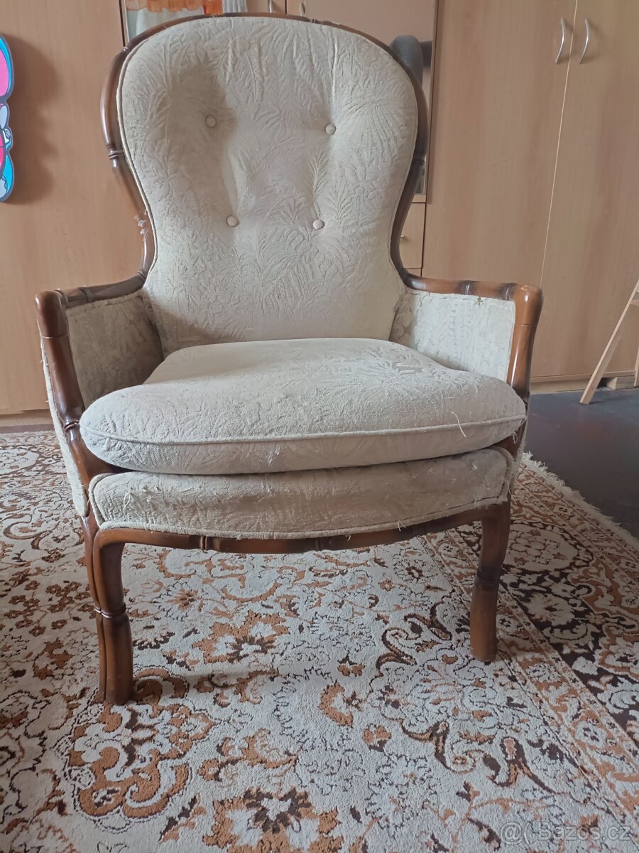 Starožitné křeslo - 3