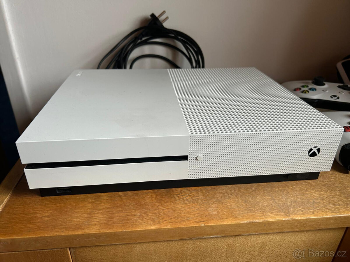 Xbox One S 512 GB - 3