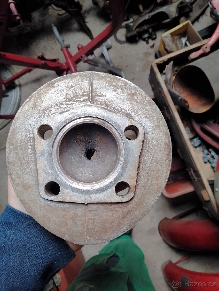 Jawa 250 pérák hlava - 3