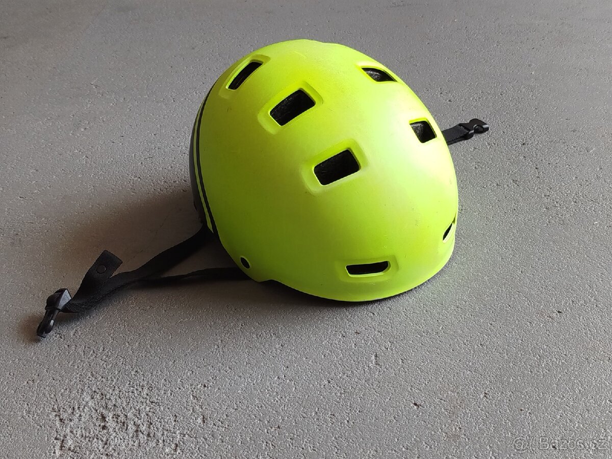 Přilba skate na kolo, brusle - 3
