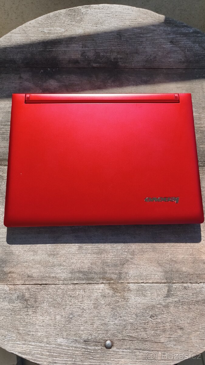 Notebook s dotykovou obrazovkou. Lenovo Flex 2 - 3