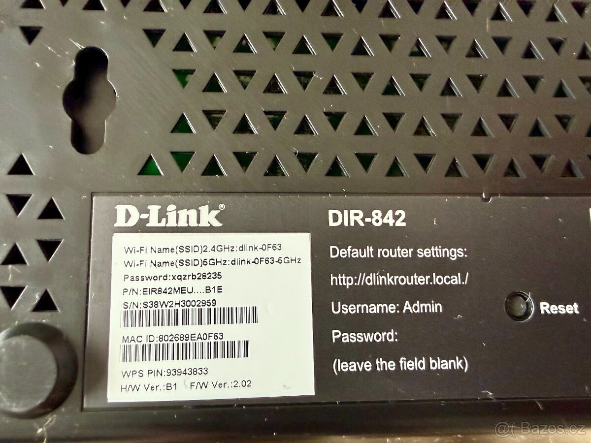 WiFi router D-Link DIR-842 (AC1200, dual band) - 3