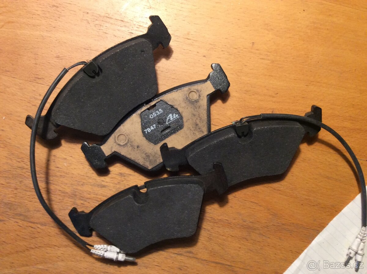 Brzdové destičky přední Ate 607049 - 3