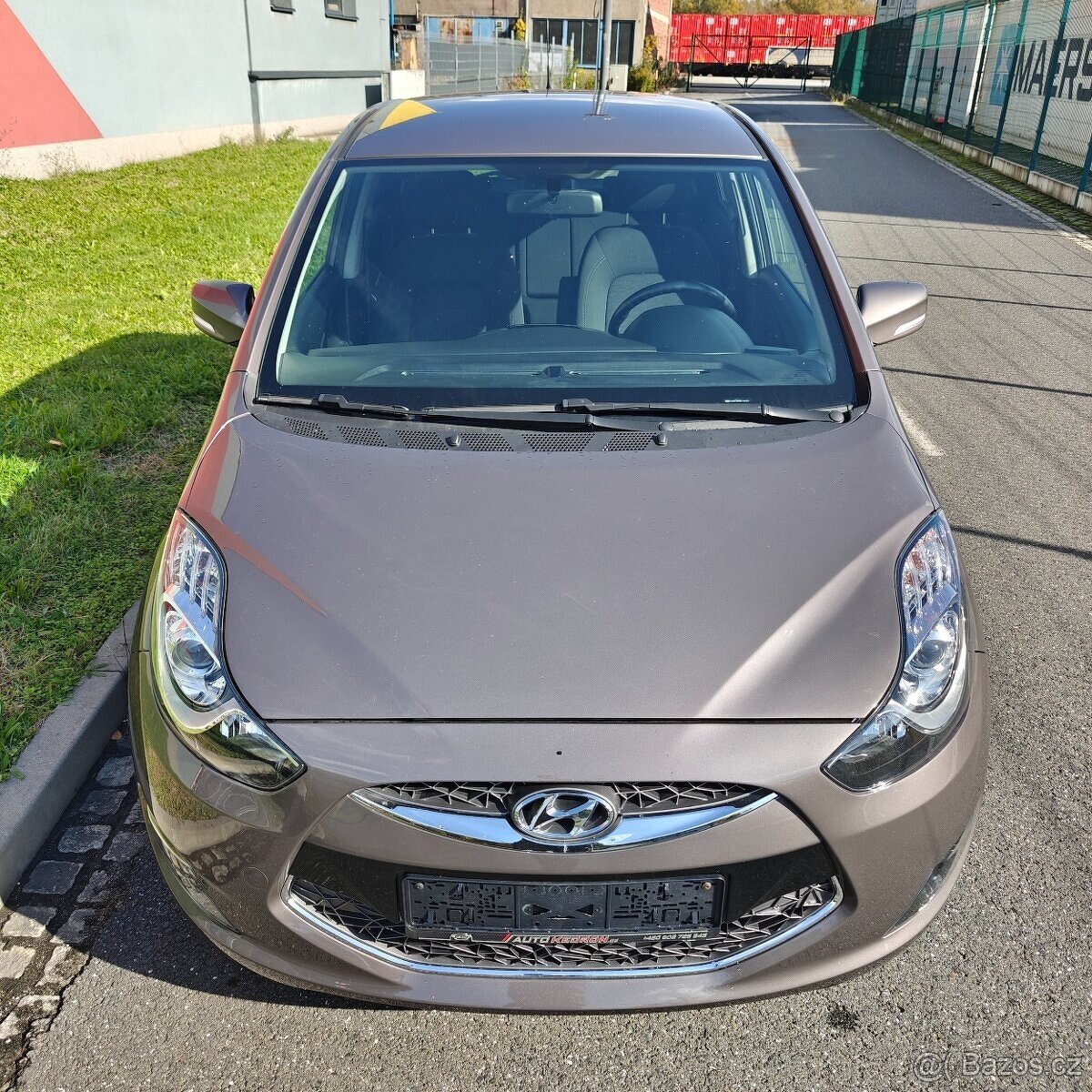 Hyundai ix20 1.6i automat 62.tis.km Švýcarsko ročník 1942 - 3