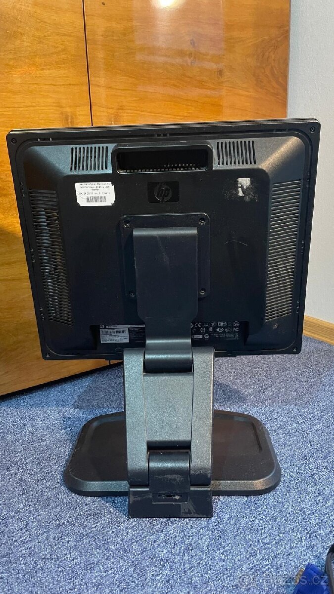 Monitor HP compaq 1951g, 19 palců - 3