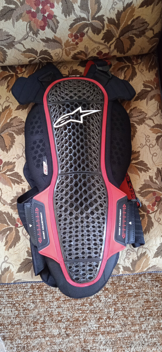 chránič páteře alpinestars nucleon KR-3 - 3