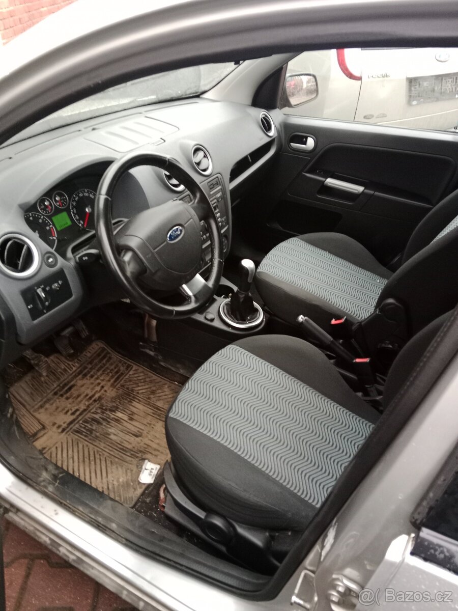 Ford fusion 1.6 benzin - 3