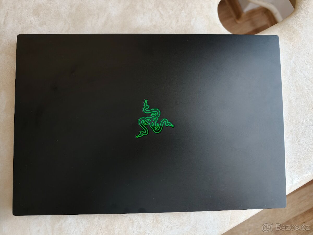 Herní notebook Razer Blade 15 Advanced (2022) – TOP stav + p - 3
