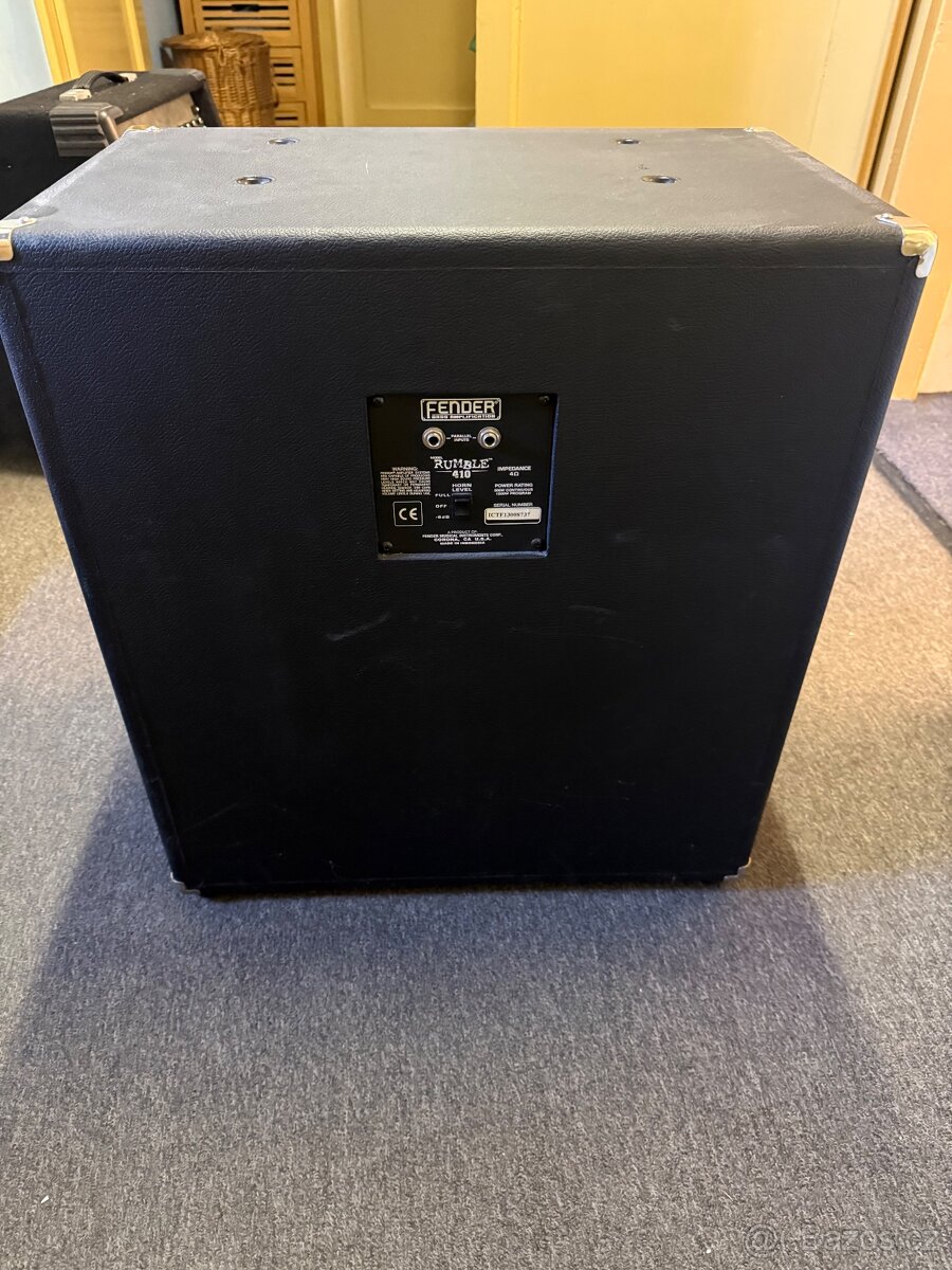 basový reprobox Fender Rumble 410 - 3