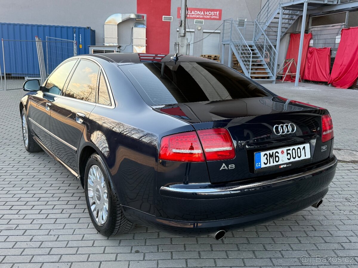 Audi A8, 3.2i V6, 191kw 4x4 Původ ČR - 3